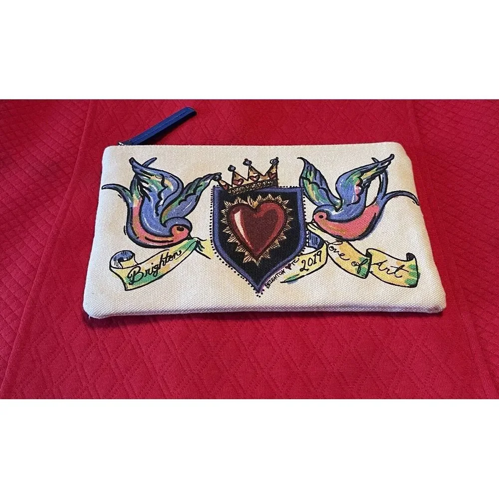 NWOT BRIGHTON LOVE OF ART 2019 SMALL COSMETIC PENCIL POUCH‎ IVORY CANVAS ZIPPED
